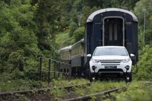 Land Rover Discovery Sport подвластно все, даже вагон поезда!