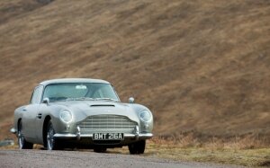 Aston Martin DB5 – автомобиль Джеймса Бонда