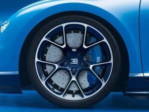 Bugatti Chiron – каким он мог быть и каким его увидели мы?